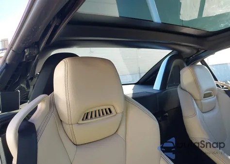 2014 Mercedes-Benz Slk 350 z USA, uszkodzony, nr VIN WDDPK5HA4EF087351